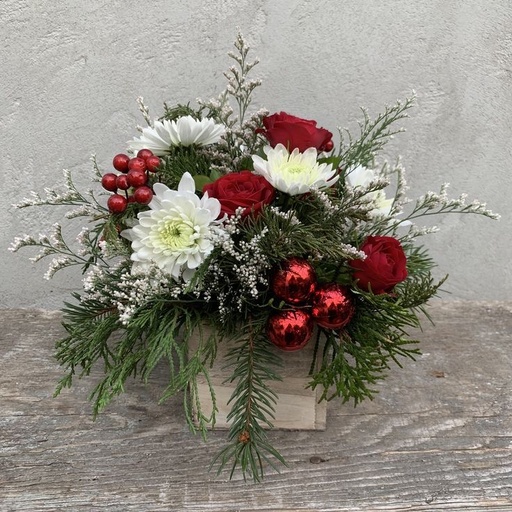 XMAS - Red&White Blossom Box